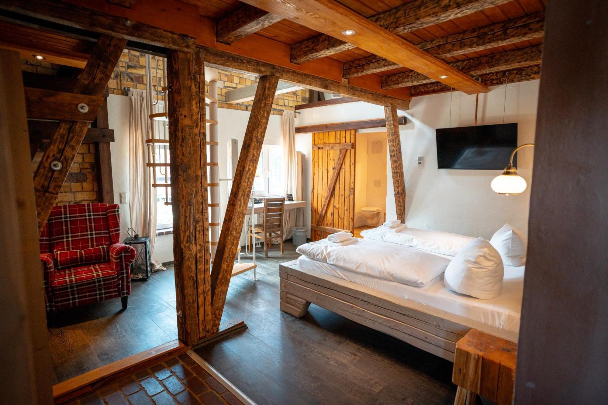 Hotel Kolonieschanke บวร์ก ภายนอก รูปภาพ
