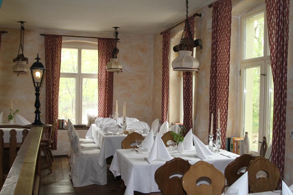 Hotel Kolonieschanke บวร์ก ภายนอก รูปภาพ